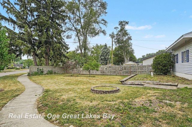 5111 Winston Drive, Swartz Creek, MI 48473