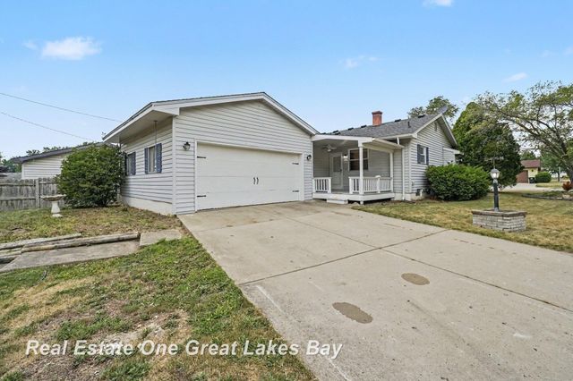 5111 Winston Drive, Swartz Creek, MI 48473