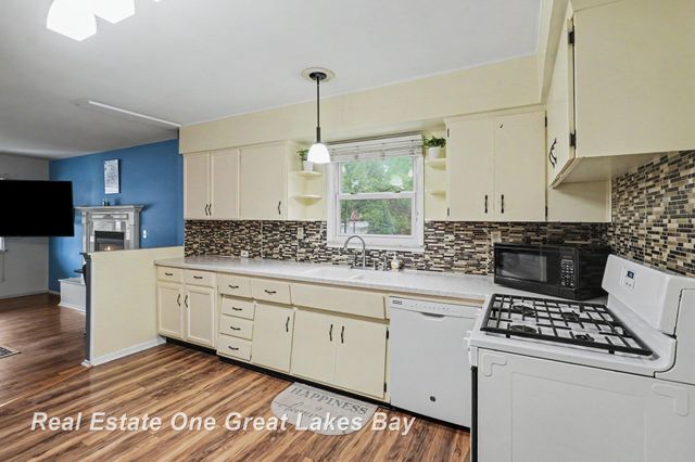 5111 Winston Drive, Swartz Creek, MI 48473