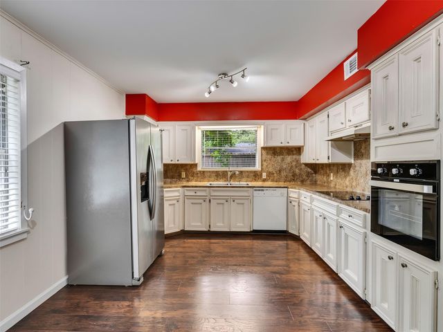 405 Billie Bess Lane, Conroe, TX 77301