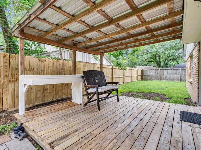405 Billie Bess Lane, Conroe, TX 77301