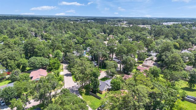 405 Billie Bess Lane, Conroe, TX 77301