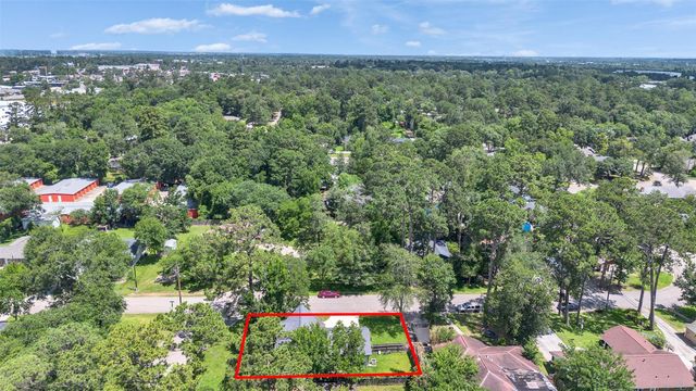 405 Billie Bess Lane, Conroe, TX 77301