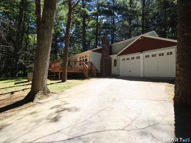 60 Lyon Road, Woodstock, CT 06282