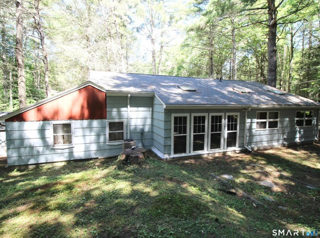 60 Lyon Road, Woodstock, CT 06282