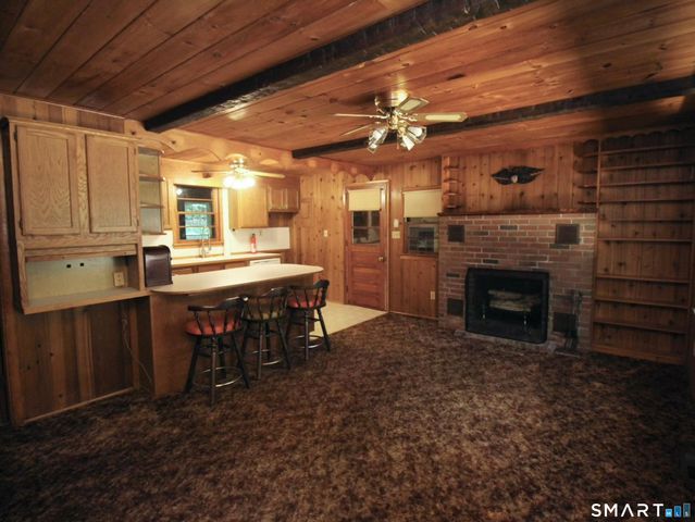 60 Lyon Road, Woodstock, CT 06282