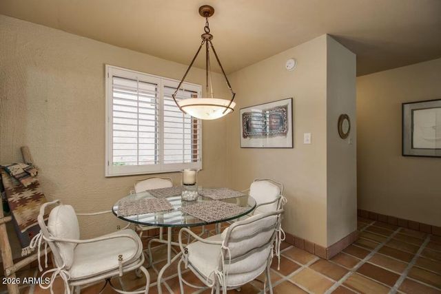 7625 E Camelback Road B117, Scottsdale, AZ 85251