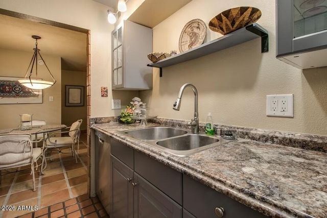 7625 E Camelback Road B117, Scottsdale, AZ 85251