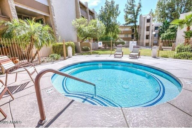 7625 E Camelback Road B117, Scottsdale, AZ 85251