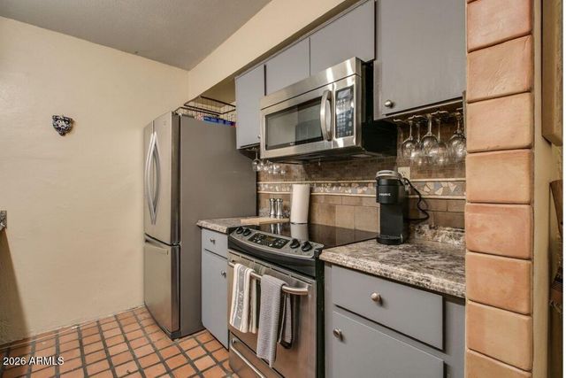 7625 E Camelback Road B117, Scottsdale, AZ 85251