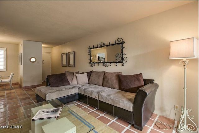 7625 E Camelback Road B117, Scottsdale, AZ 85251