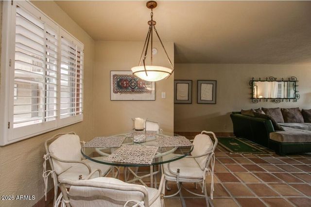 7625 E Camelback Road B117, Scottsdale, AZ 85251