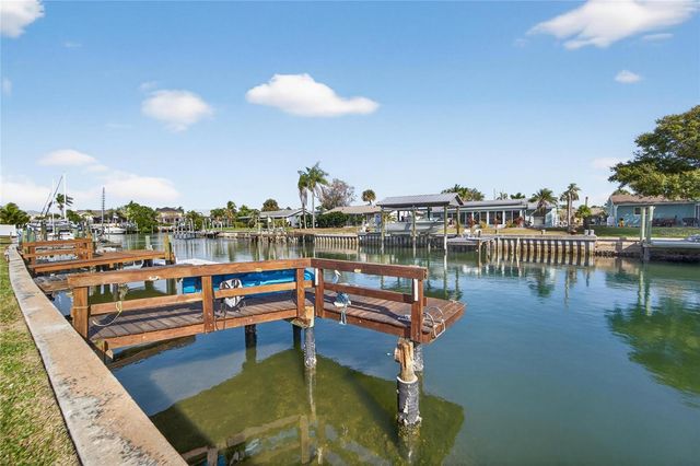 1041 APOLLO BEACH BOULEVARD A, Apollo Beach, FL 33572