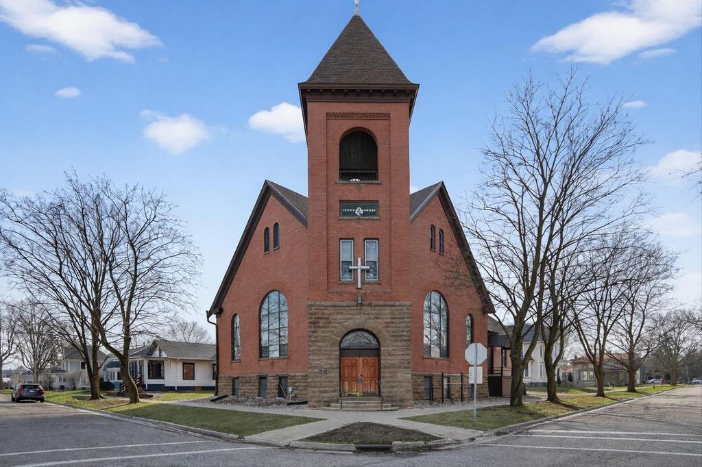 101 W Church Street, Evansville, WI 53536