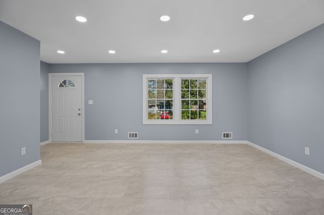 1685 Kinglet Road, Jonesboro, GA 30238