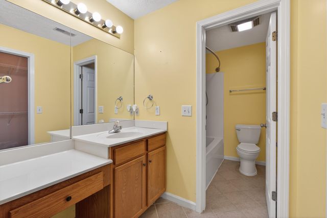 205 Horseshoe Court, Frankfort, KY 40601