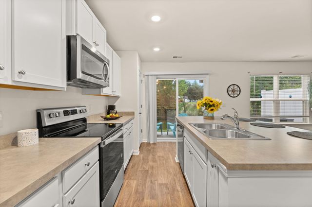 130 Gaura Lane, Summerville, SC 29483