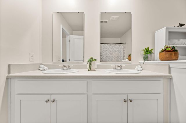 130 Gaura Lane, Summerville, SC 29483