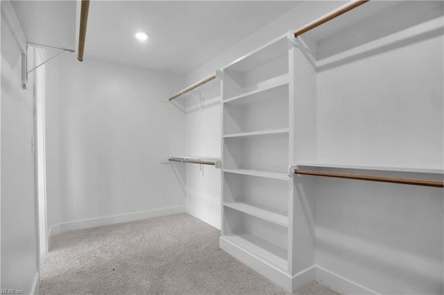 52 North Lawson RD, Poquoson, VA 23662