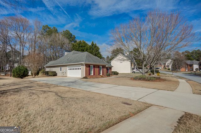 12271 Molly Sue Lane, Fayetteville, GA 30215