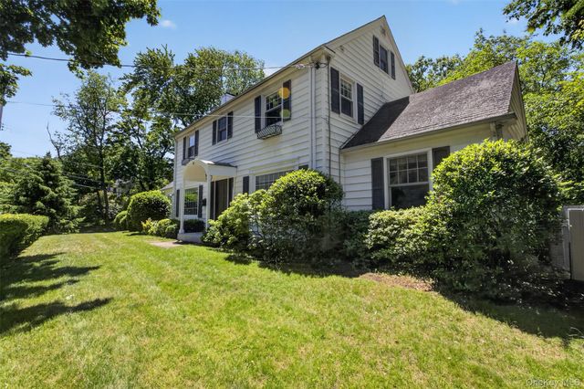 12 Drake Road, Scarsdale, NY 10583