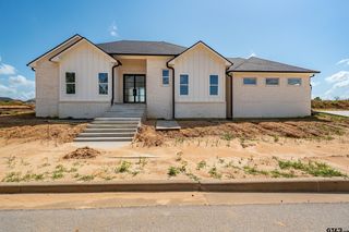 606 Prince Ln, Tyler, TX 75704