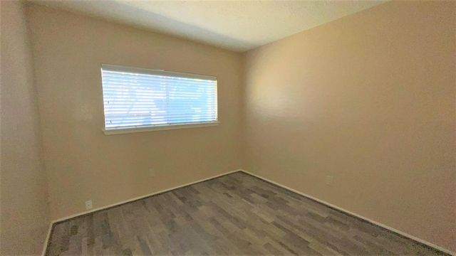 17323 Camberwell Green Lane, Houston, TX 77070