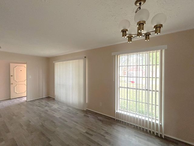 17323 Camberwell Green Lane, Houston, TX 77070