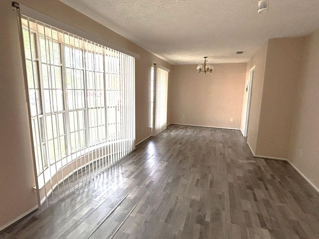 17323 Camberwell Green Lane, Houston, TX 77070