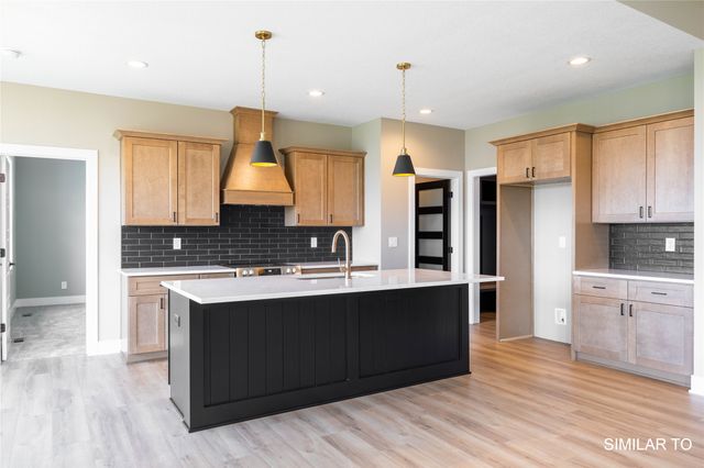 2702 Ponte Place, Adel, IA 50003