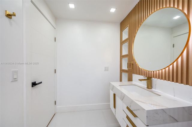 8415 SW 107th Ave 338W, Miami, FL 33173