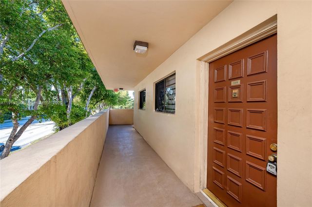 8415 SW 107th Ave 338W, Miami, FL 33173