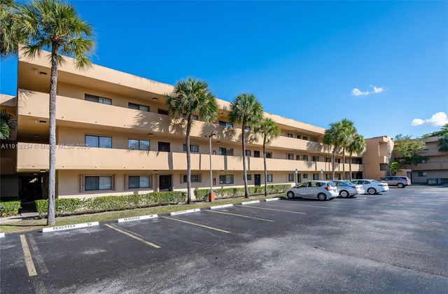 8415 SW 107th Ave 338W, Miami, FL 33173