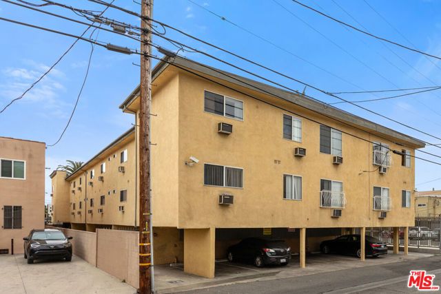 721 W 30th Street, Los Angeles, CA 90007