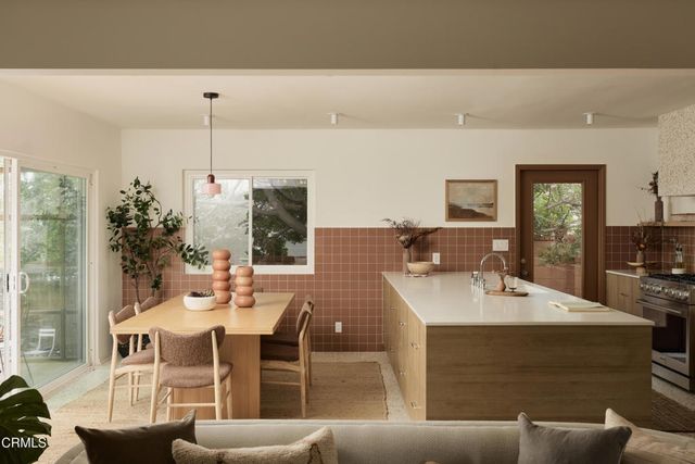 6002 Springvale Drive, Los Angeles, CA 90042