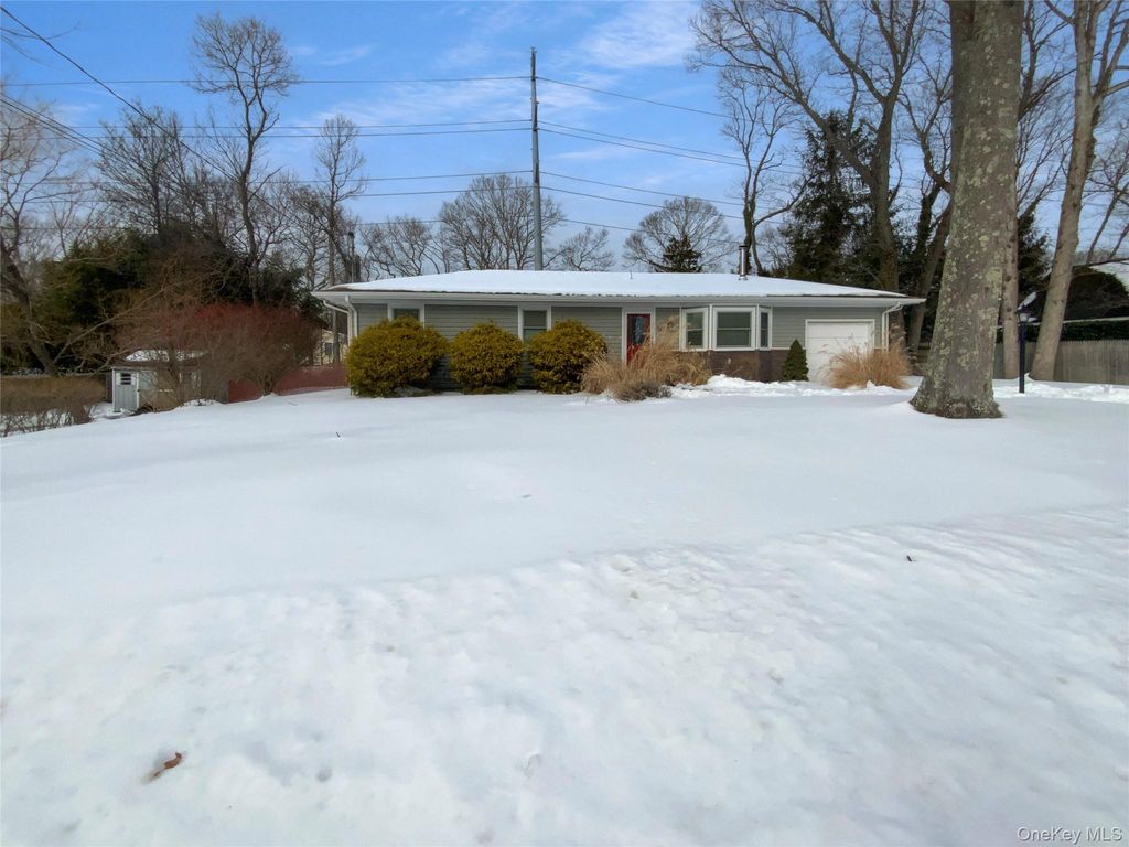 269 Prince Road, Brookhaven, NY 11778