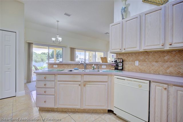 2320 Jackson Drive, Sebring, FL 33870