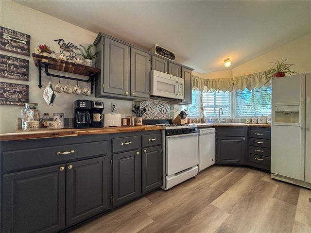 4388 S Amanda Avenue, Fort Mohave, AZ 86426