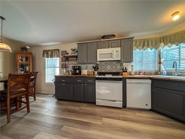 4388 S Amanda Avenue, Fort Mohave, AZ 86426