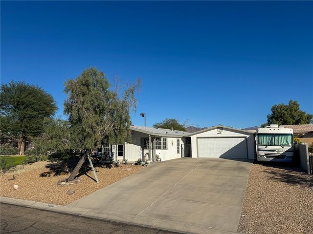 4388 S Amanda Avenue, Fort Mohave, AZ 86426