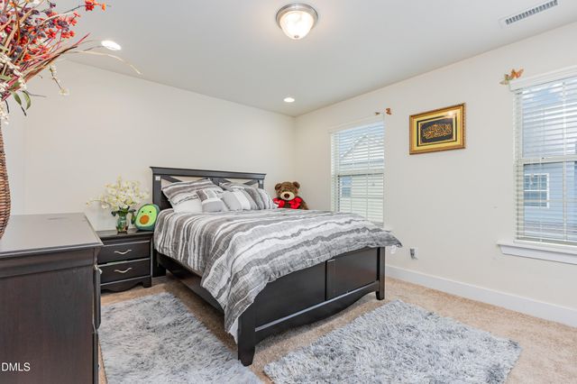 9202 Giralda Walk, Raleigh, NC 27617