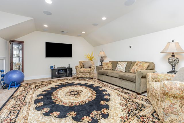 9202 Giralda Walk, Raleigh, NC 27617