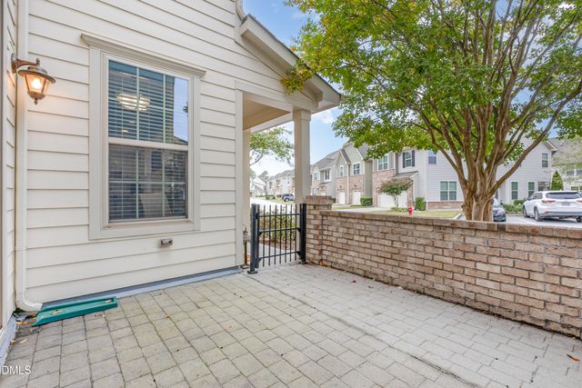 9202 Giralda Walk, Raleigh, NC 27617