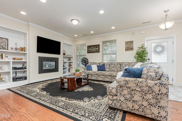 9202 Giralda Walk, Raleigh, NC 27617