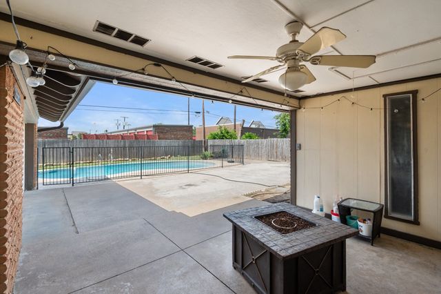 2109 Briarwood Boulevard, Arlington, TX 76013