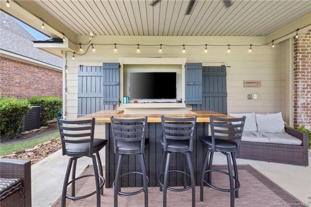 4131 Primrose Drive, Lake Charles, LA 70605