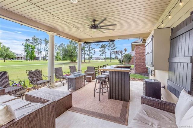 4131 Primrose Drive, Lake Charles, LA 70605