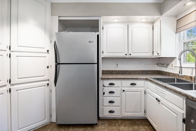 202 Blueberry Lane, West Lafayette, IN 47906