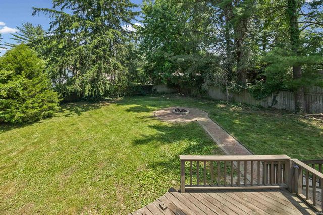 202 Blueberry Lane, West Lafayette, IN 47906
