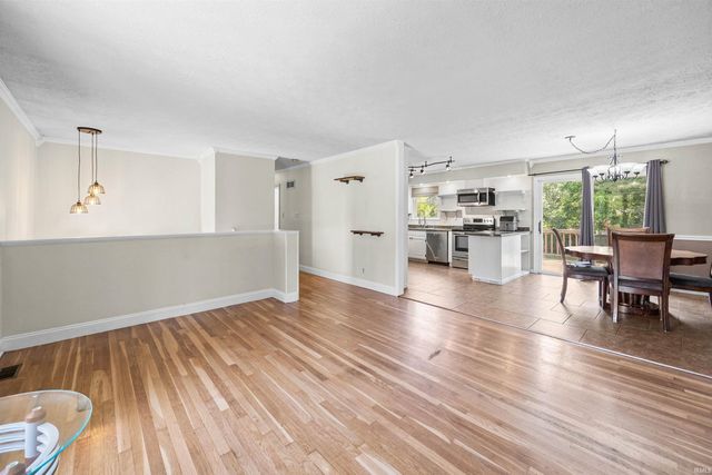 202 Blueberry Lane, West Lafayette, IN 47906